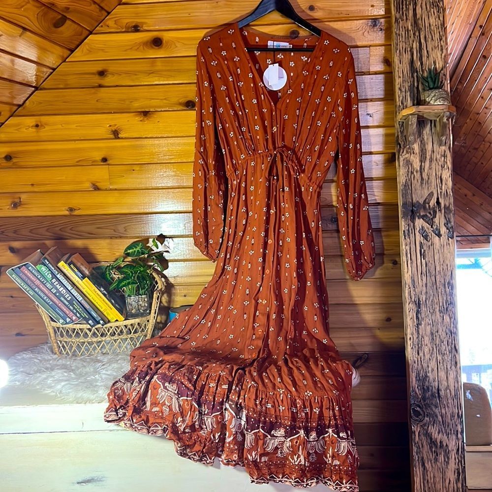 🌵 Host Pick 🌵 House of Skye desert button down maxi dress
